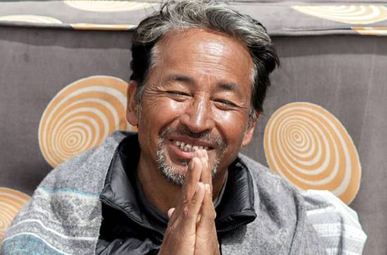 Amid The Gathering Of 7000 People, Sonam Wangchuk Ends Hunger Strike in India