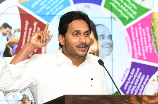 Rythu Barosa to increase from Rs 13,500 to Rs 16,000 : YSRCP manifesto